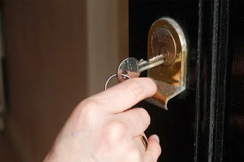 Security Locksmith Services Van Nuys, CA 818-491-5044 - 7-Door-Unlock